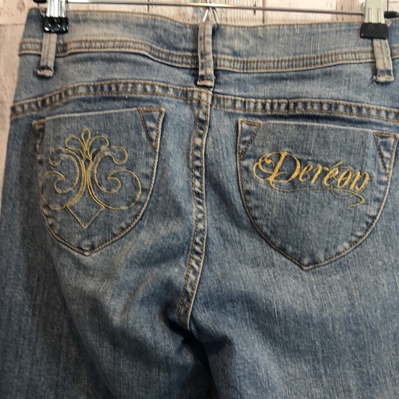 Dereon Frayed Hem Ankle Jeans 3/4 - Picture 4 of 10